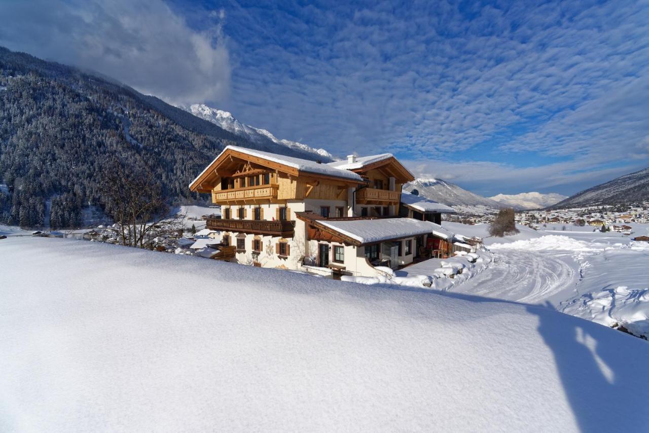 Fleckhof Hotel Neustift im Stubaital Exterior photo