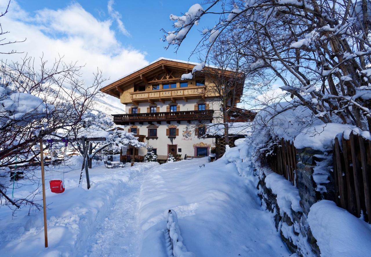 Fleckhof Hotel Neustift im Stubaital Exterior photo
