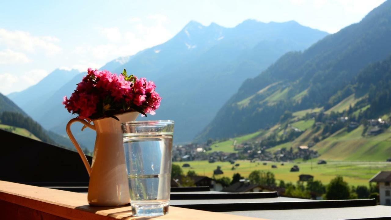 Fleckhof Hotel Neustift im Stubaital Exterior photo